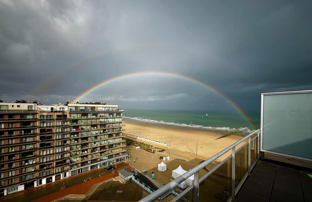 Arc en ciel surprenant depuis la terrasse.