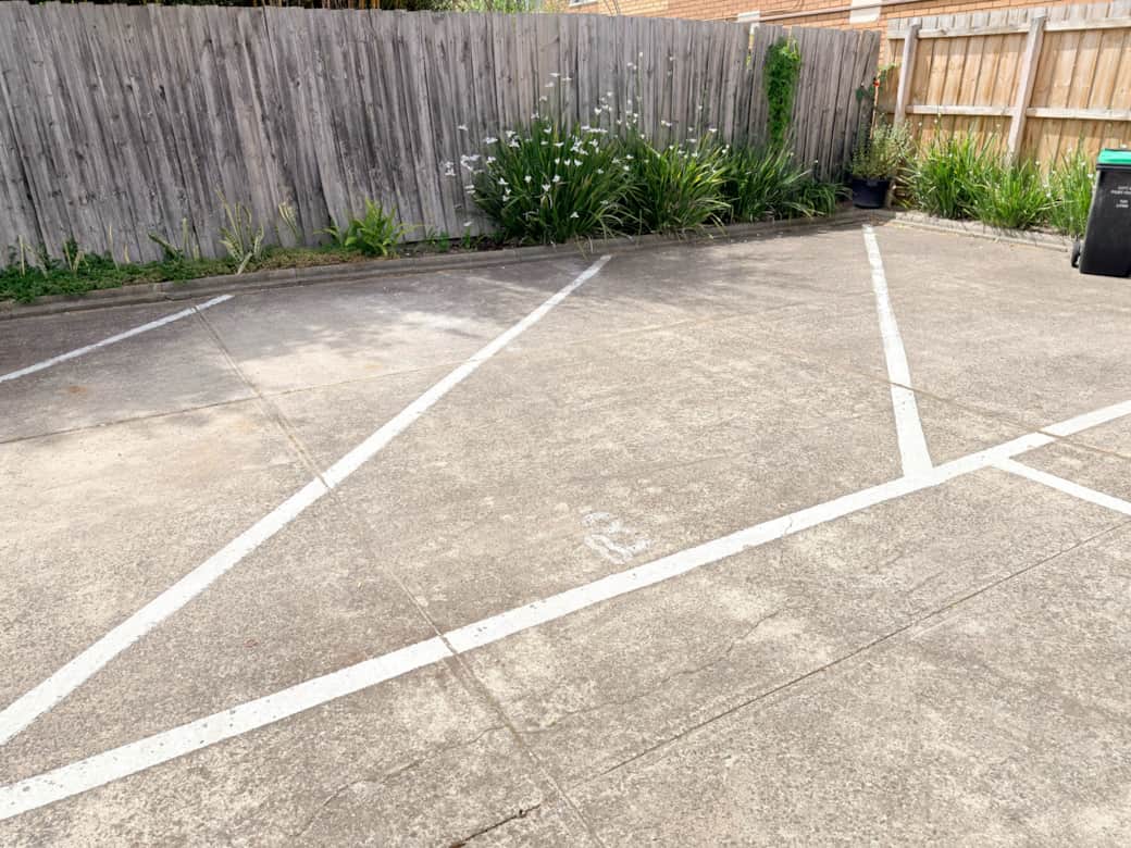 Free On-site Car Parking Free On-site Car Parking