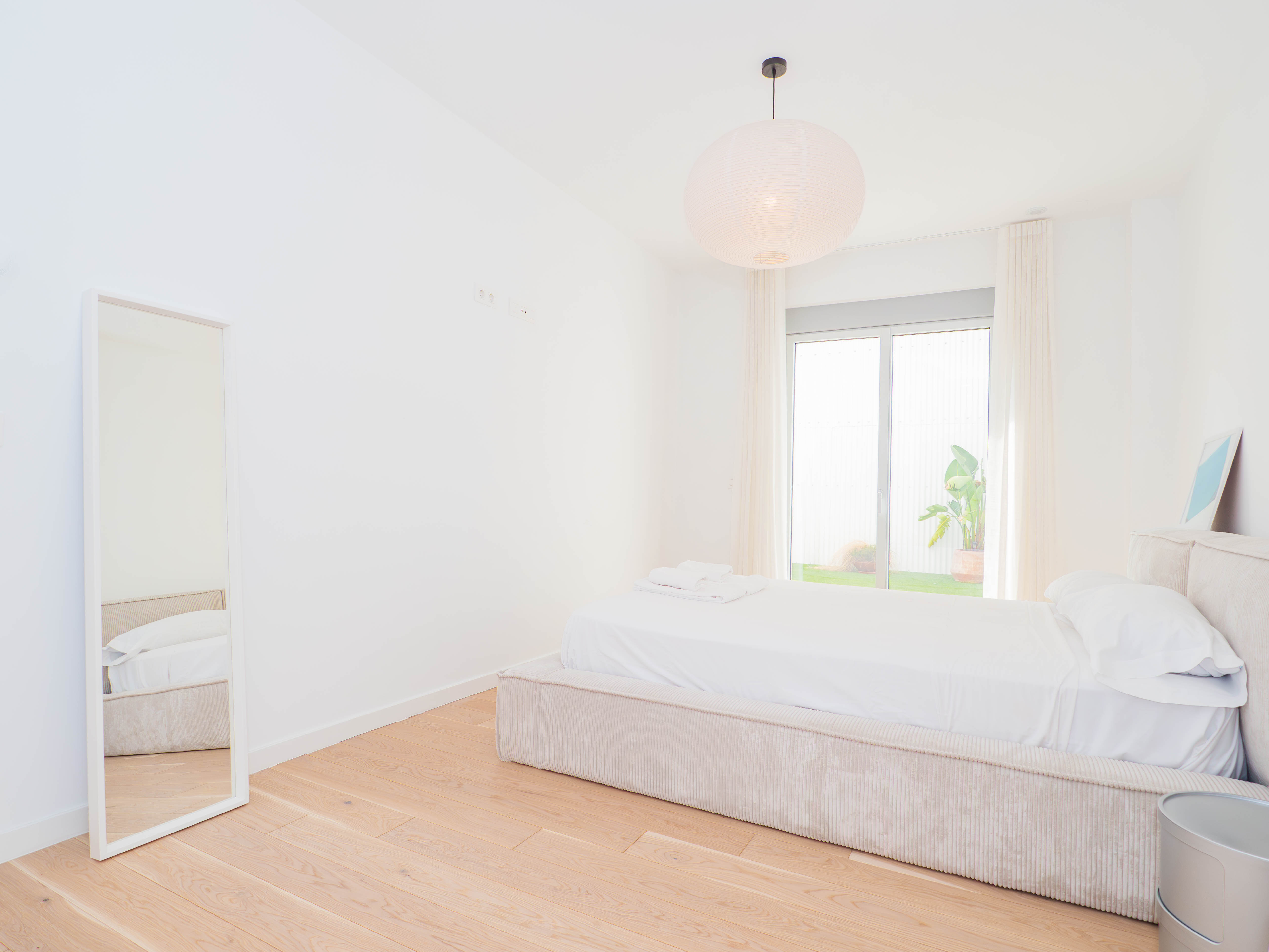 Pi y Margall Suite by YBH