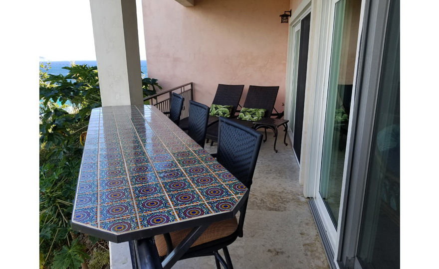 Outdoor bar for morning coffee or sunset drinks!