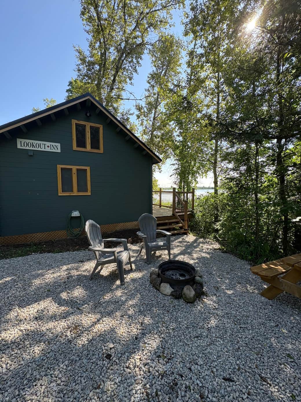 Lake side cabin with private deck and fireplace