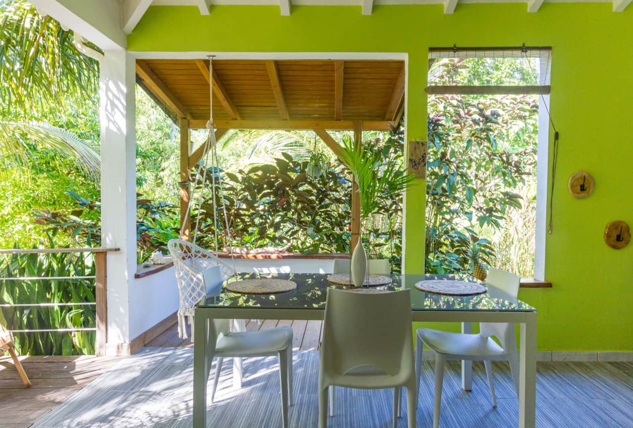 La terrasse du gîte Fleur de Canne
