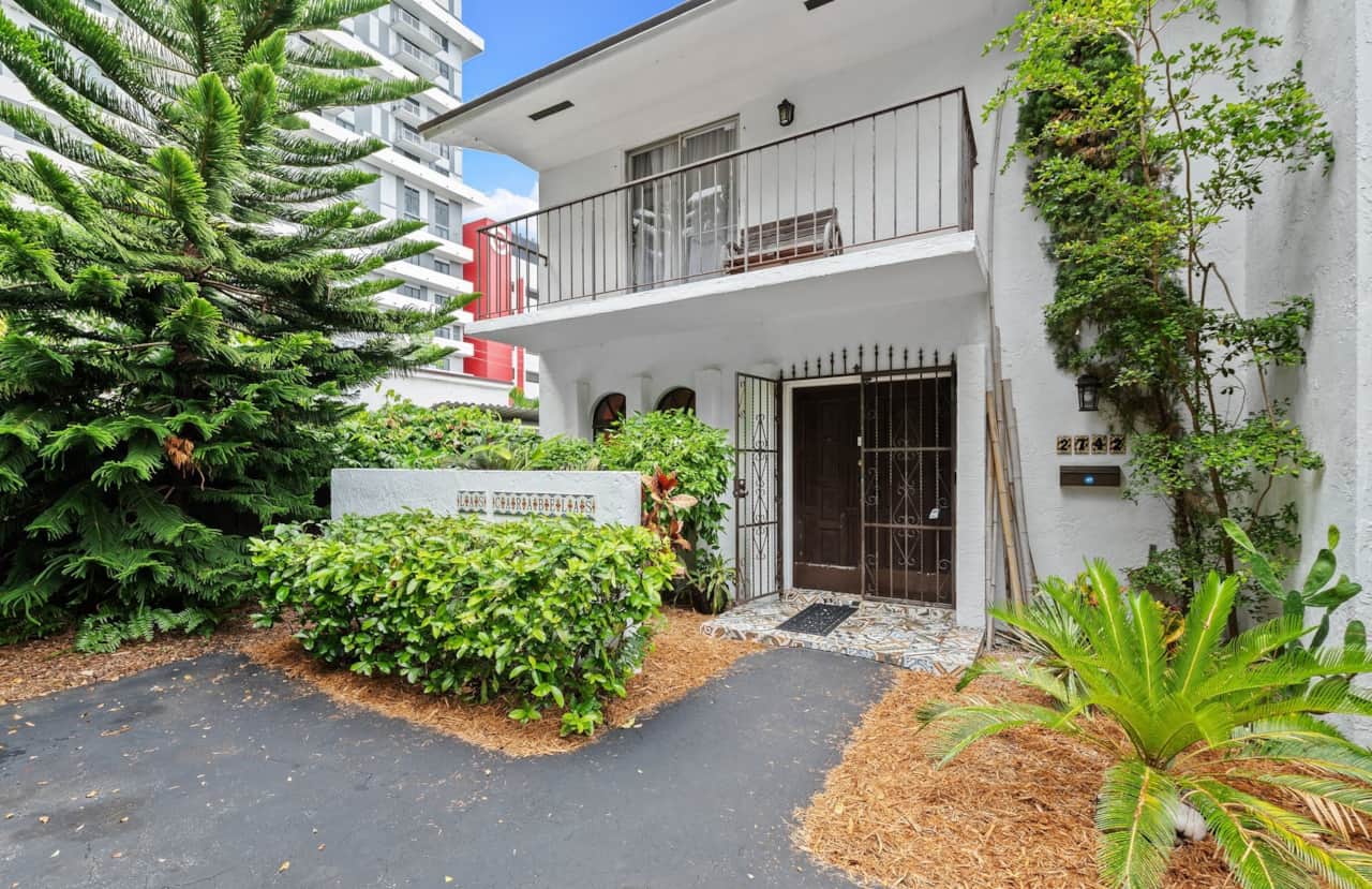 2 web or mls 2740 sw 28th ave