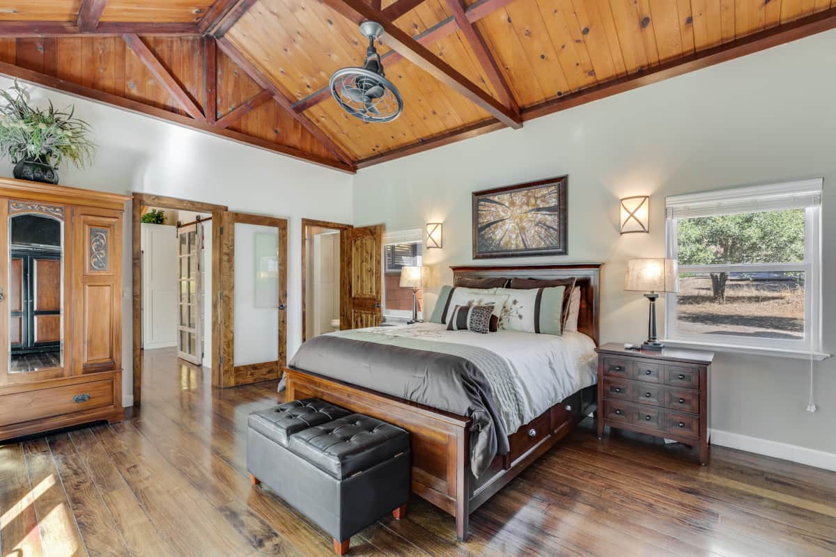 Vacation Rentals Hill & California Cottage Creek Vineyards