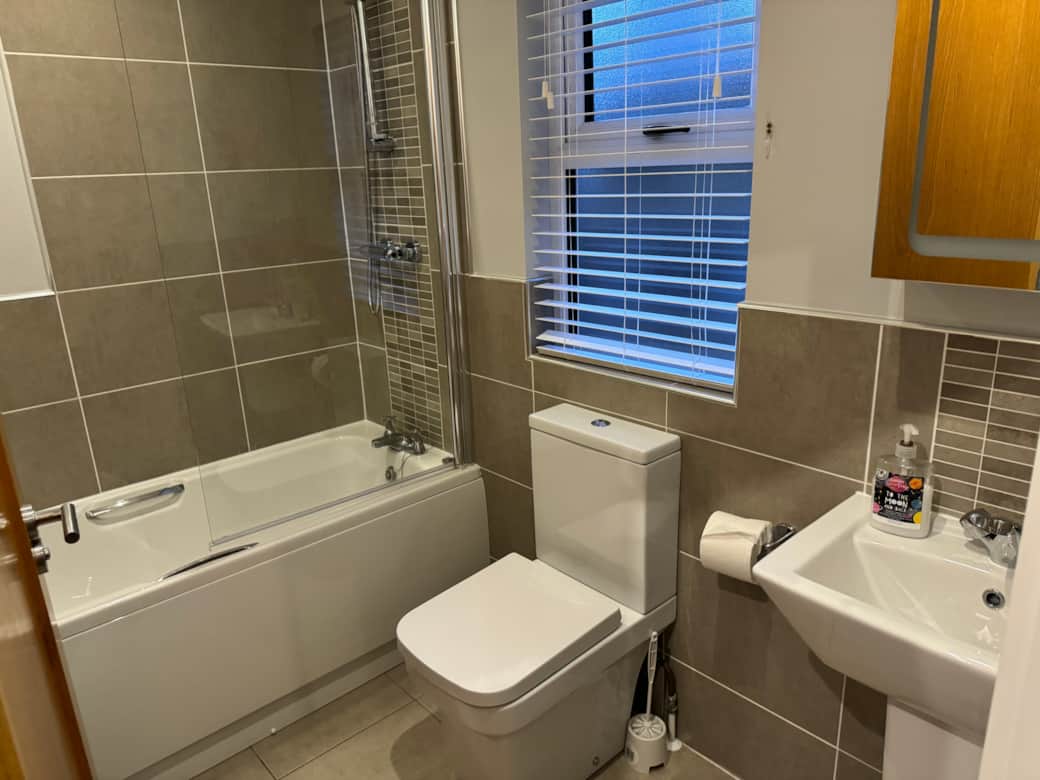 Main Bathroom