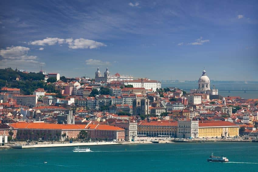 BLUE HOUSE LISBOA host portfolio
