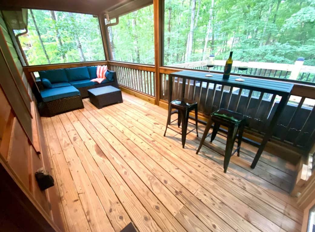 Screened deck