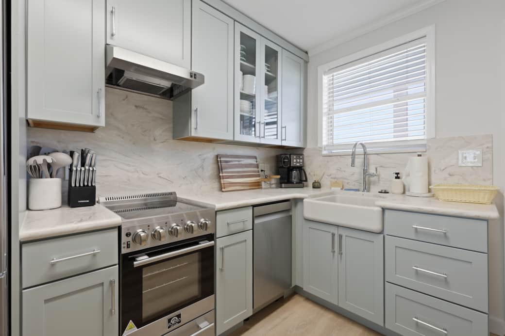 Full Kitchen