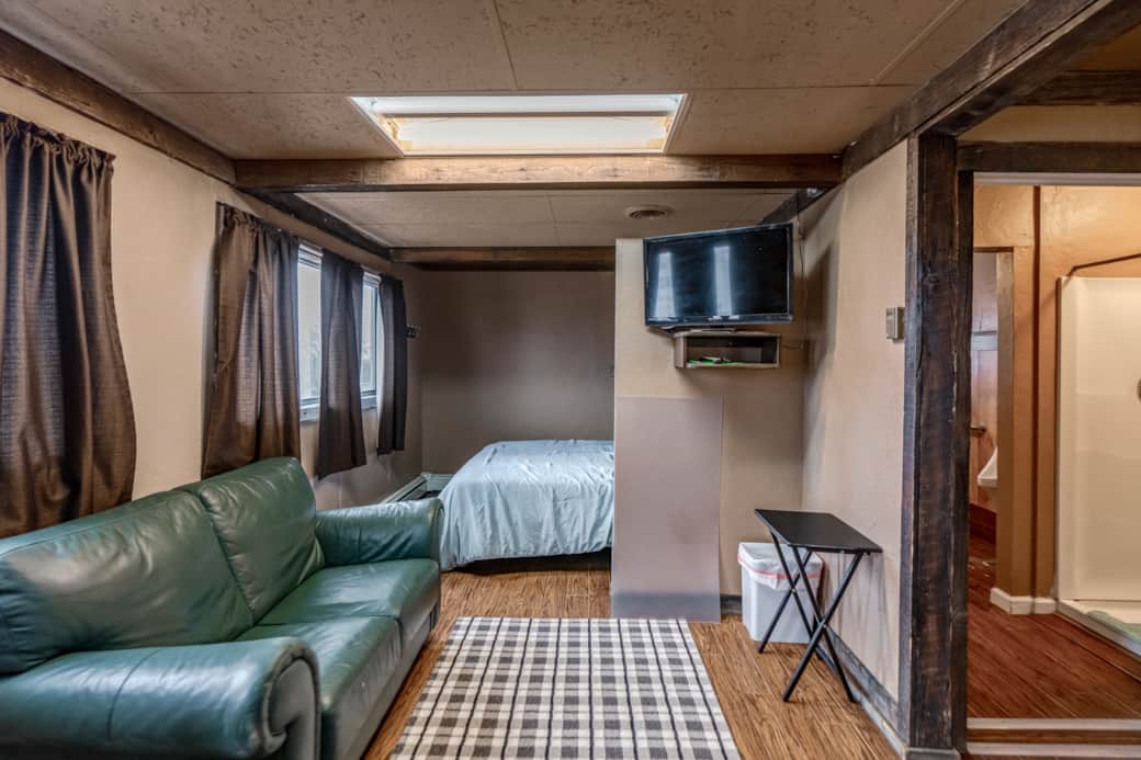 BrokenSpokeMotel 0076