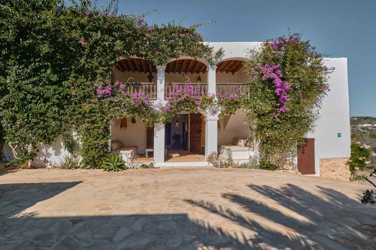 Front courtyard