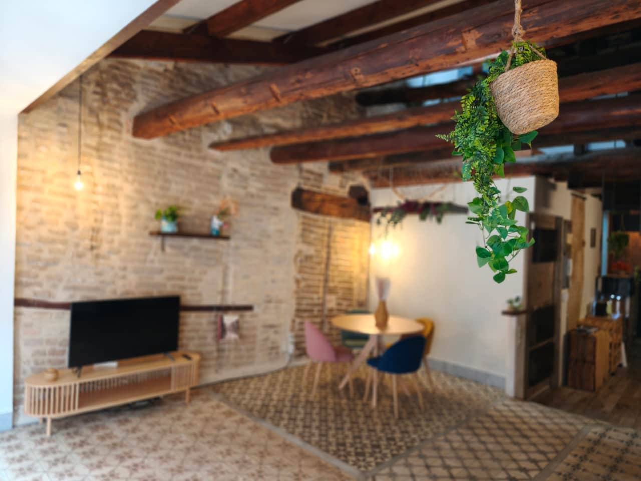 Torrenueva Salón 6