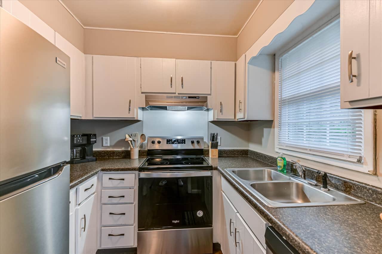 08 108