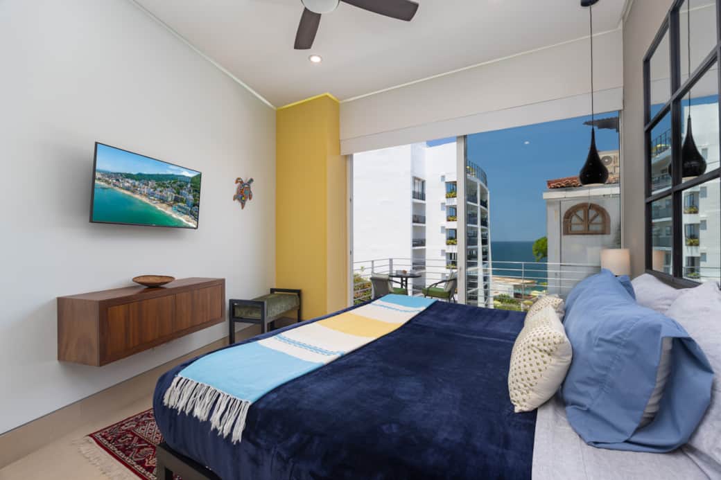 Bedroom 2 w/Ocean View