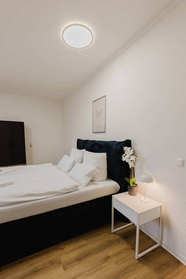 Schlafzimmer 1