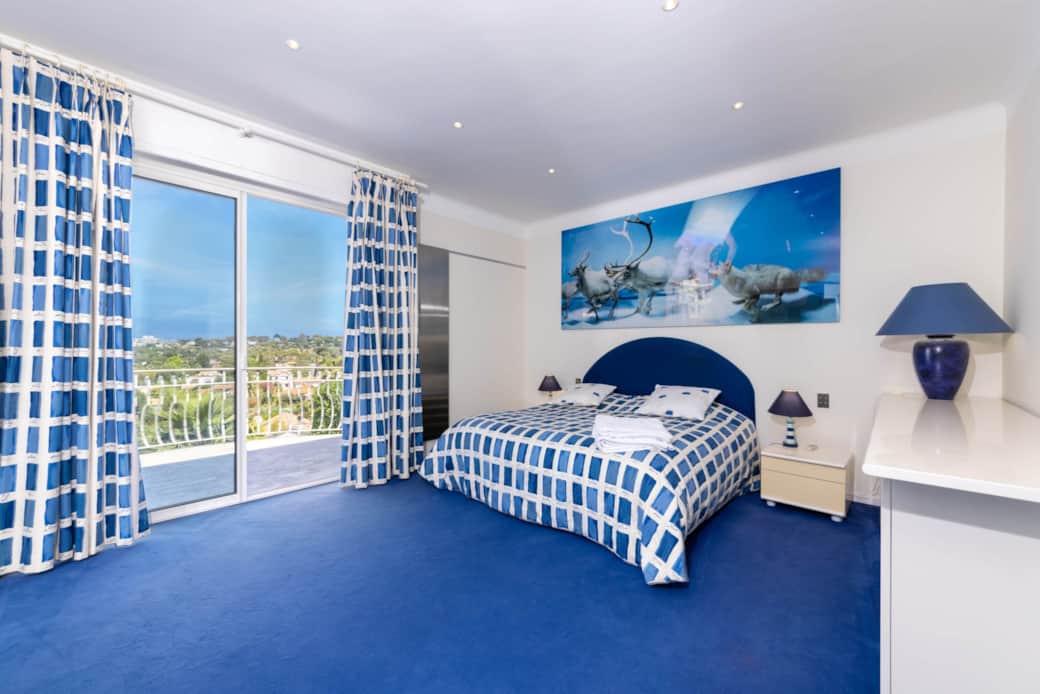 401 Floor 1 bedroom master 1