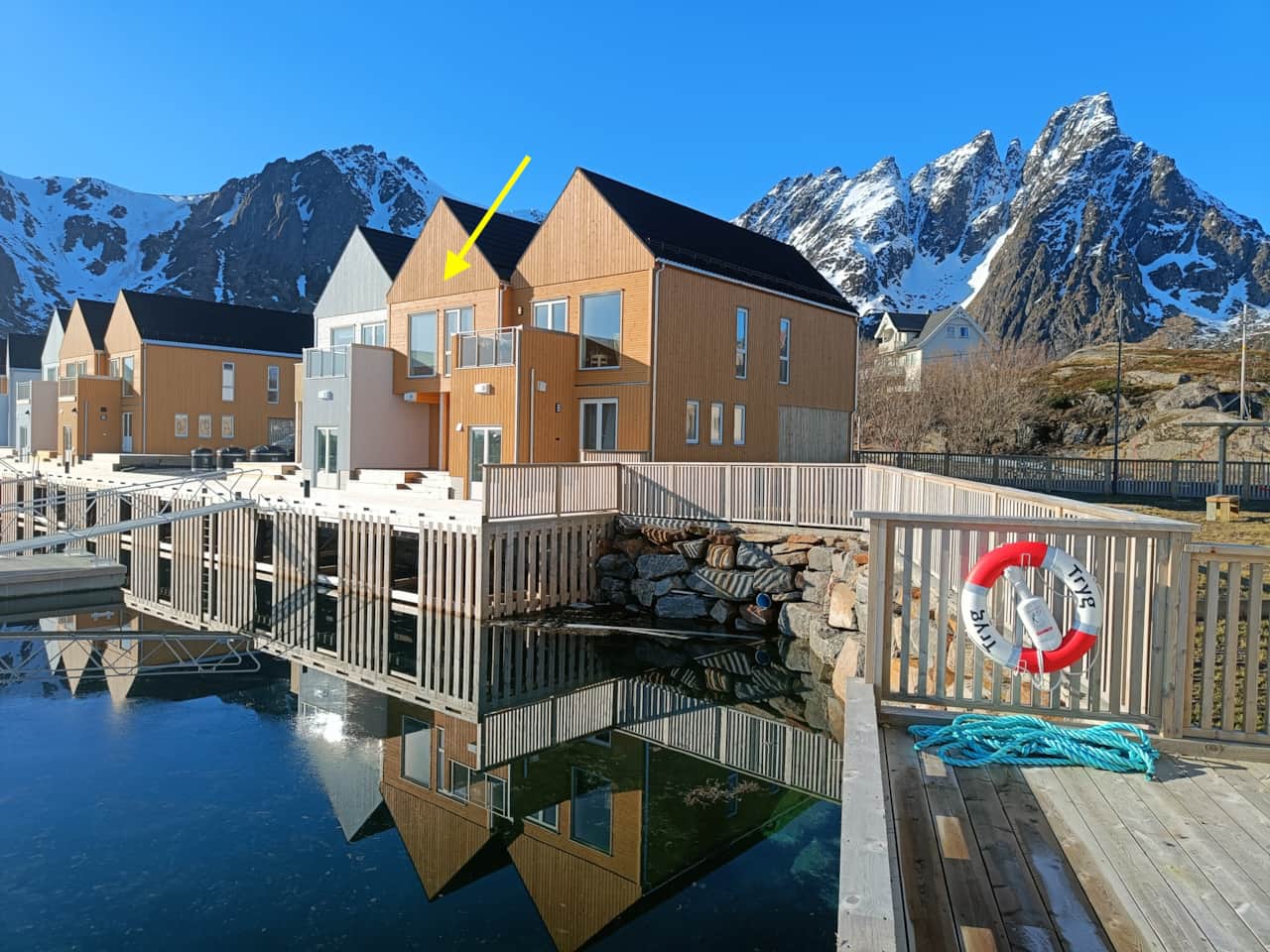 64B Lofoten