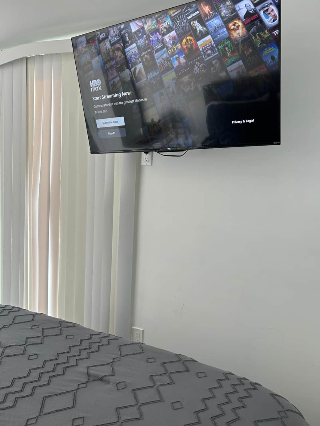 Cozy room with TV and beautiful blinds for a relaxing feel. Lakeland, FL Cozy room with TV and beautiful blinds for a relaxing feel. Lakeland, FL