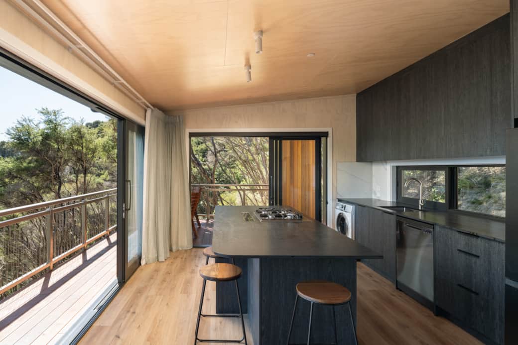 Living Cabin - Kitchen 2
