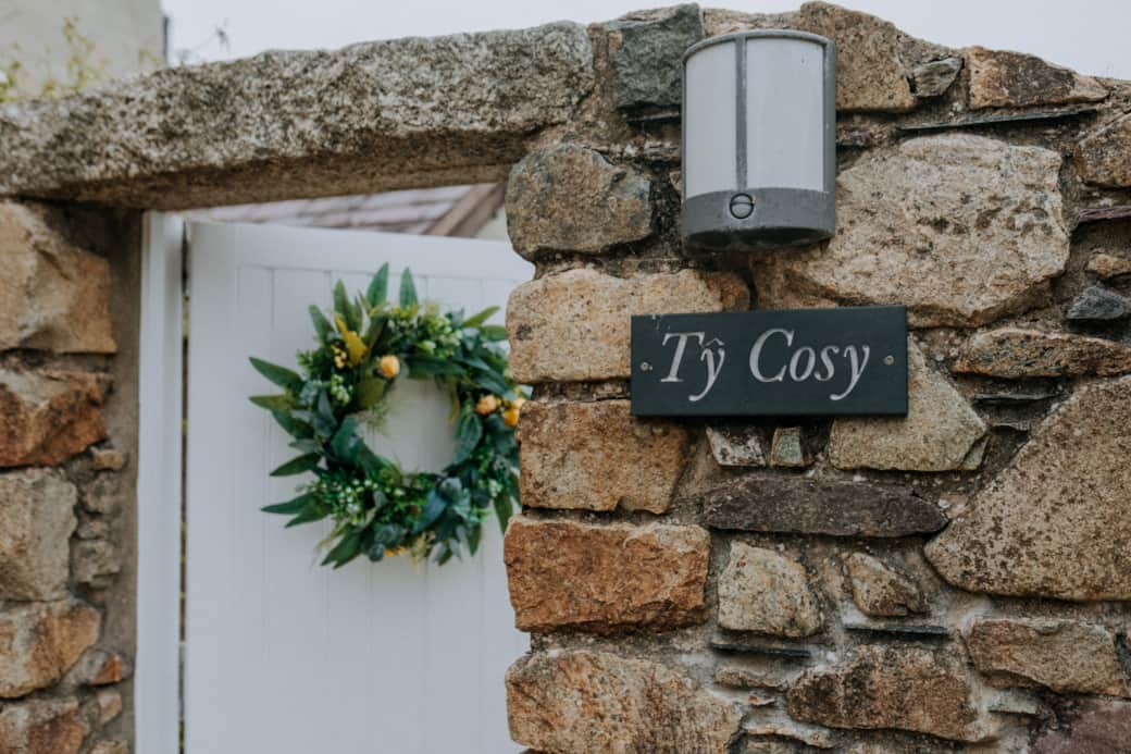 Entrance to Courtyard