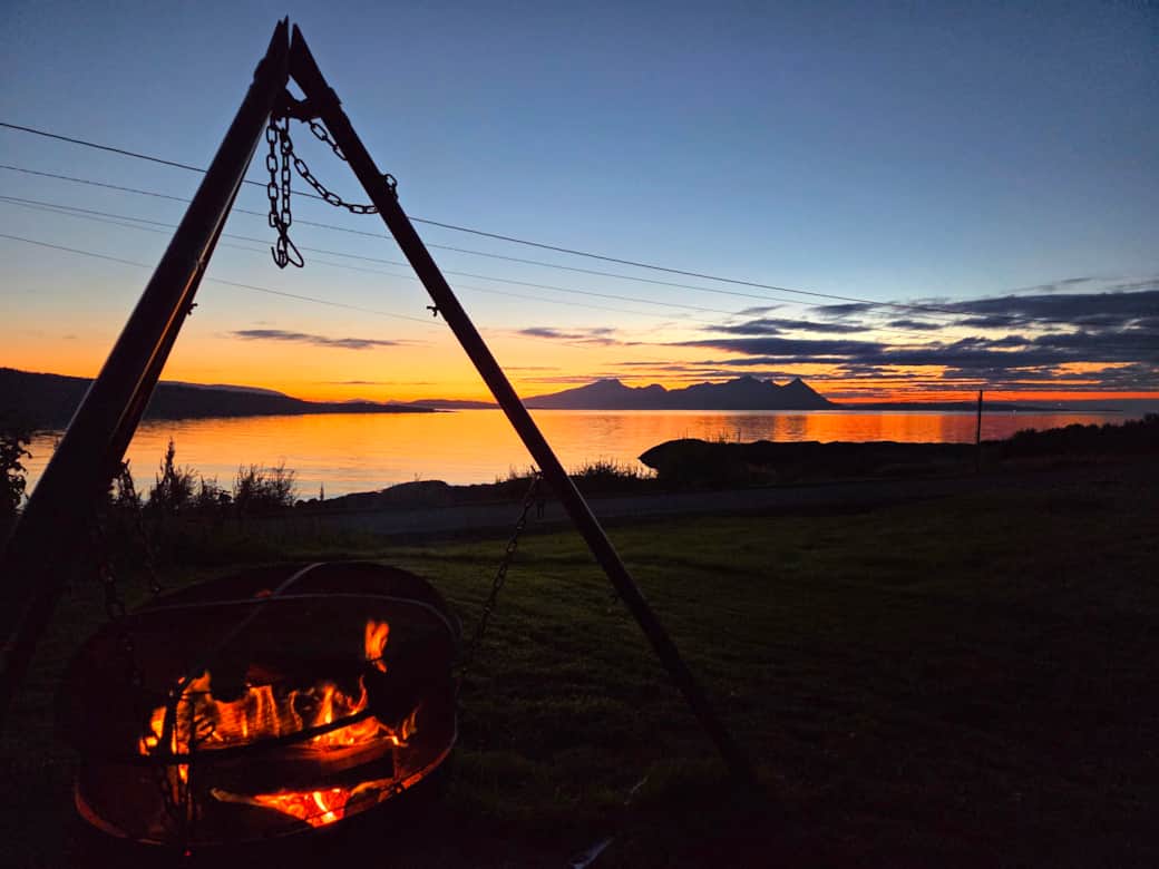Gather around the fire pit for unforgettable evenings under the Arctic sky Gather around the fire pit for unforgettable evenings under the Arctic sky