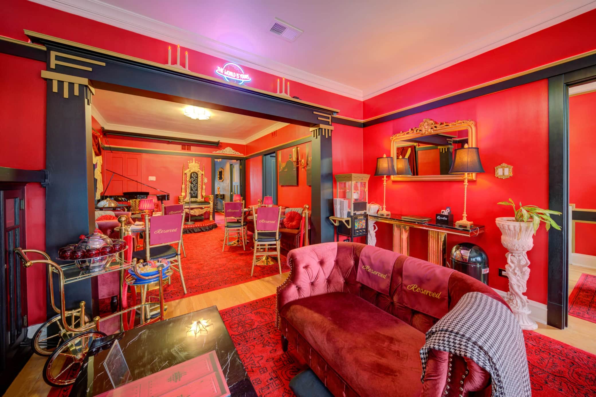 Private Theater & Cabaret