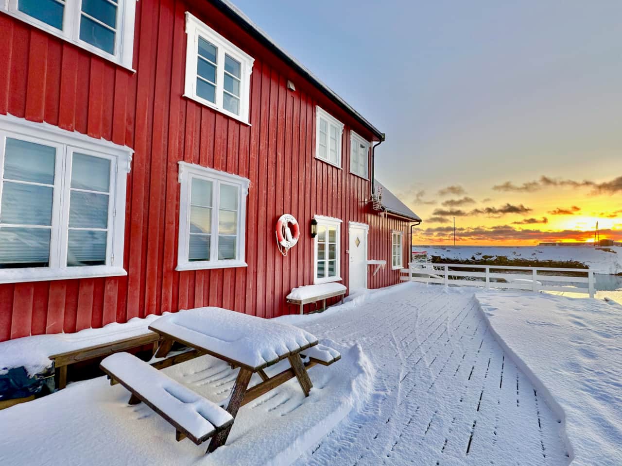 Ballstad Seaside View Lofoten winter - 3 av 11