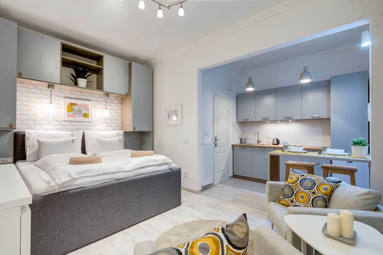 Bedroom with kitchen