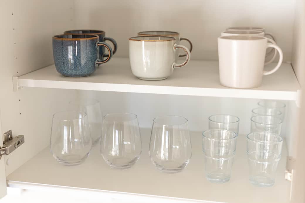 Organised kitchen cabinet japan rental