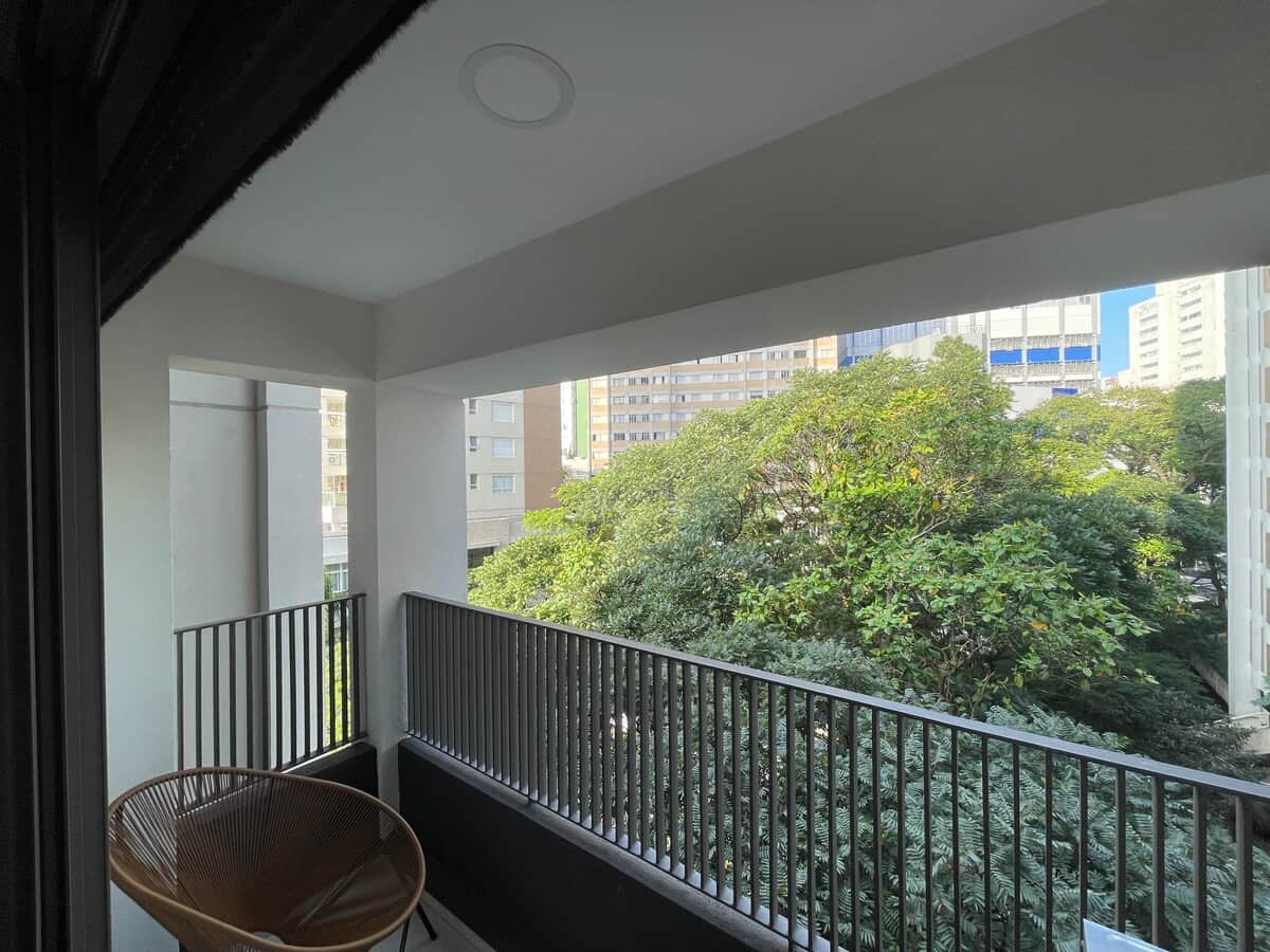Apartamento com vista para a copa das árvores