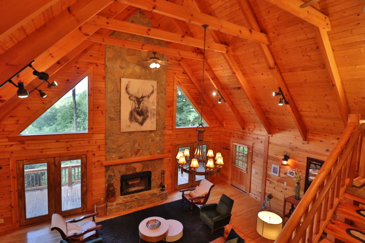 High ceilings with gorgeous top floor views. 