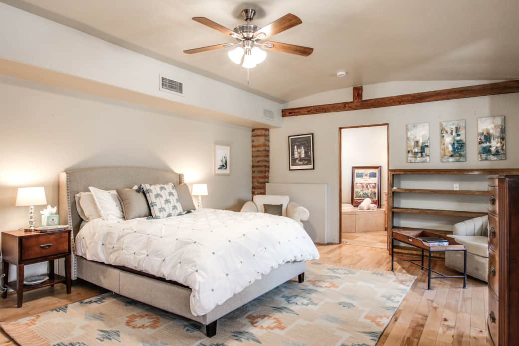 Master bedroom queen