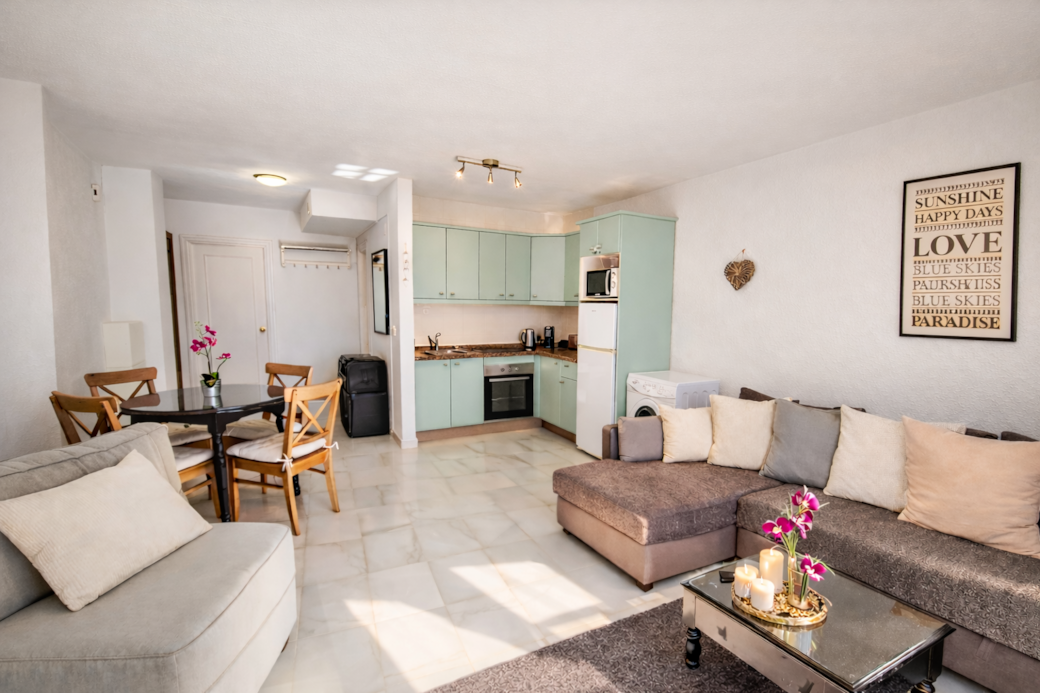 A8f43255 0328 4cbe b284 83636c56e91b