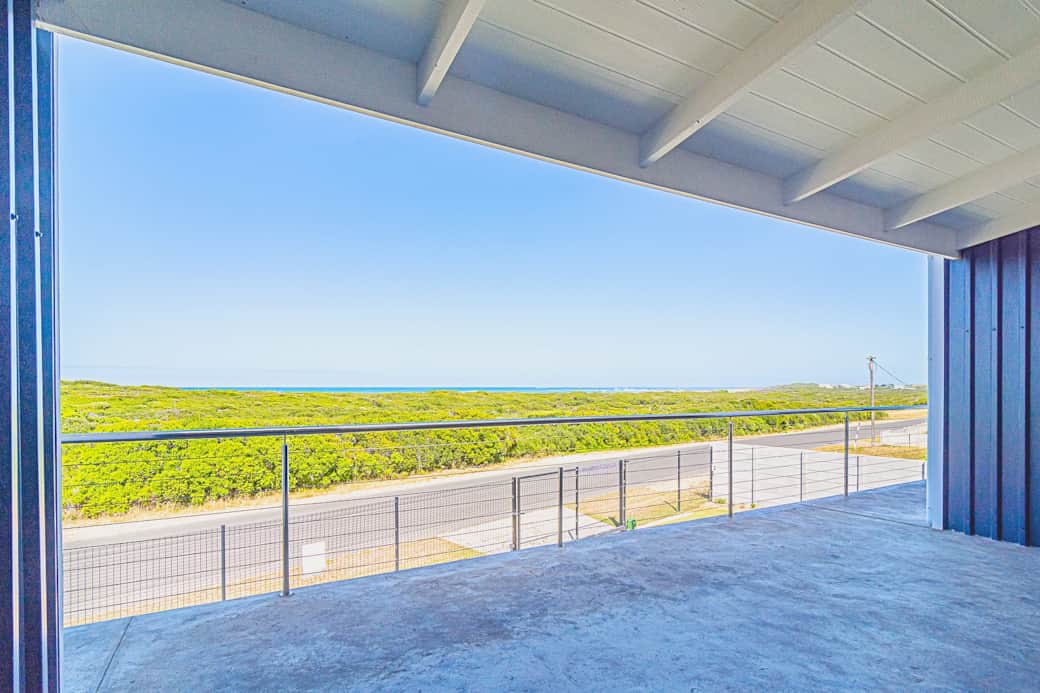 Batch BalconySeaView