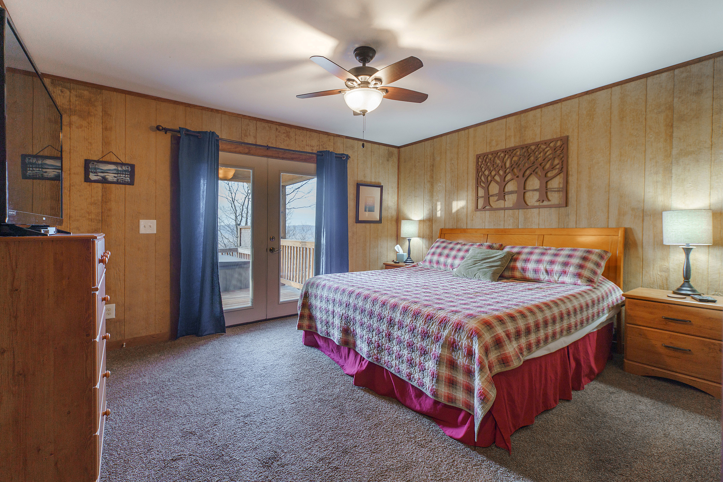 Master Bedroom with King bed
