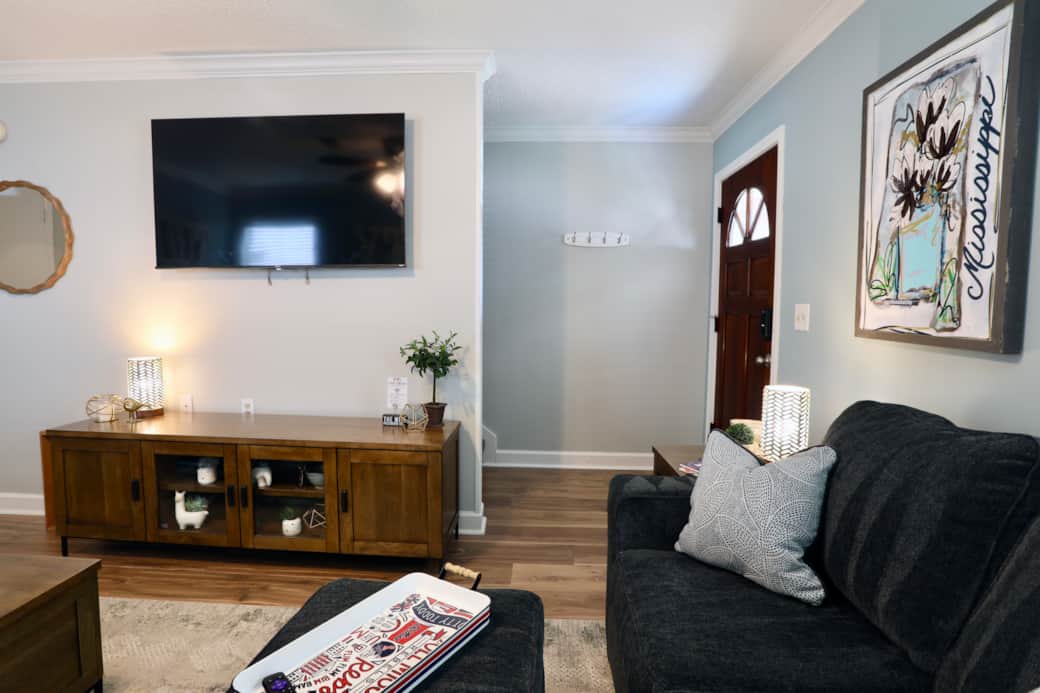 Entrance and view of TV