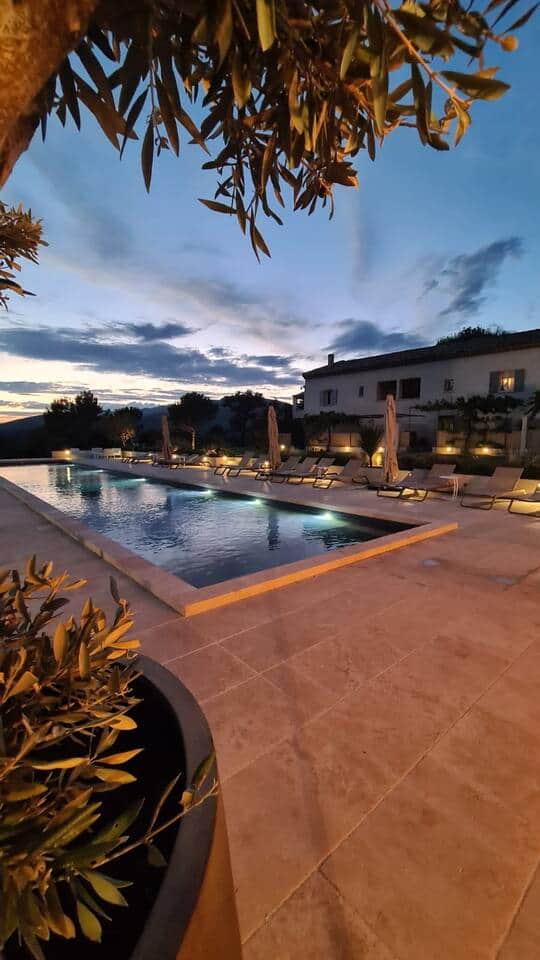 Piscine commune