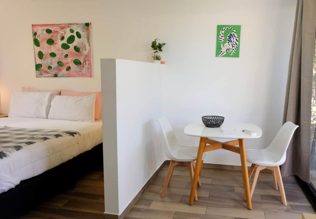 My Cosy Lodges Cosy Bungalow Dining Area