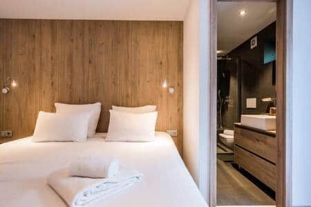 Bedroom 1 - King size beds