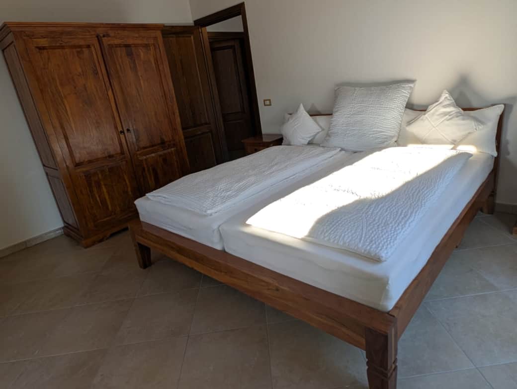Sleeping Room 1b