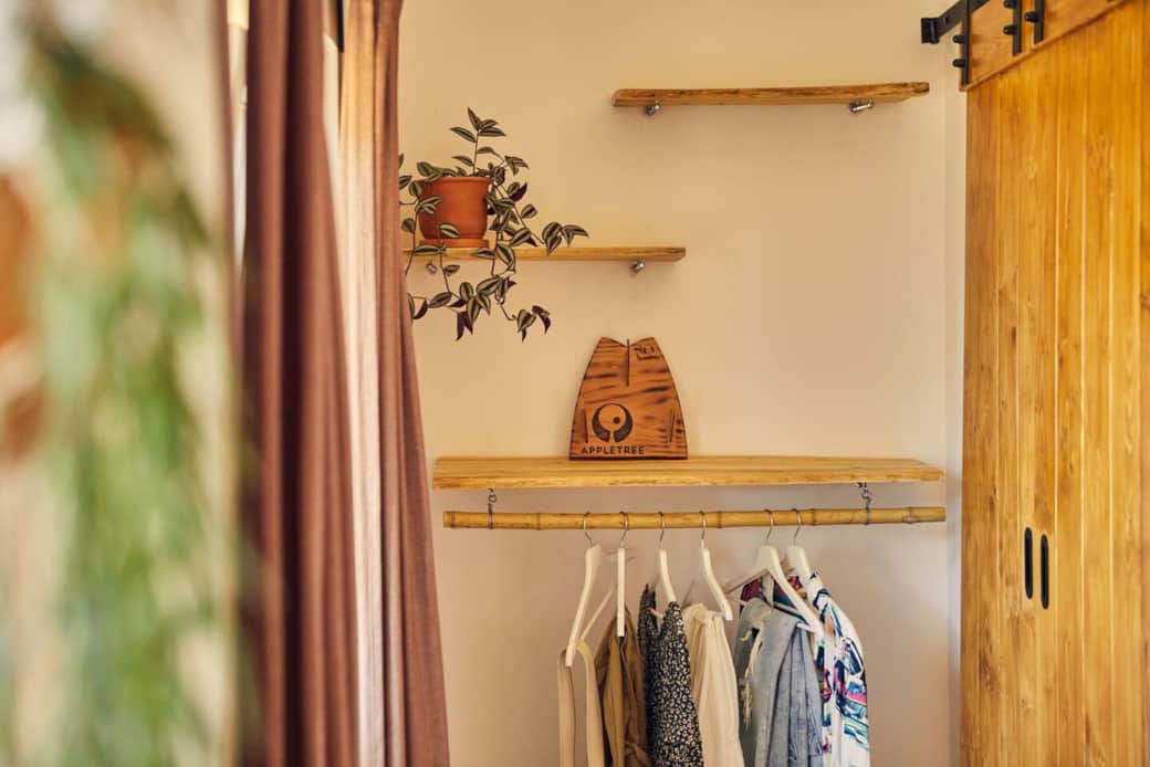 The Barefoot Coliving Ericeira Fruity garden open closet