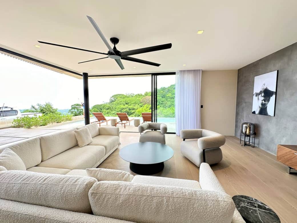 Living Area Living Area