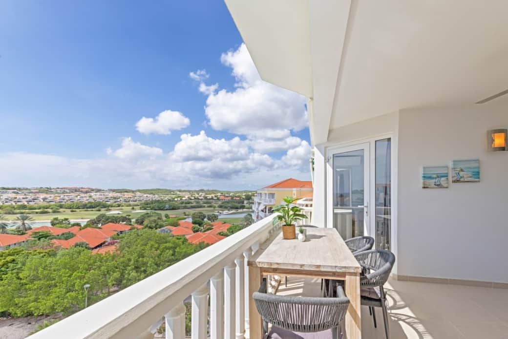 4th floor apartment with beautiful views 4th floor apartment with beautiful views