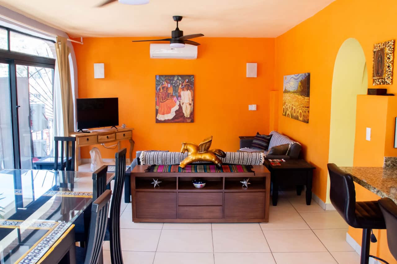 04 Living Room