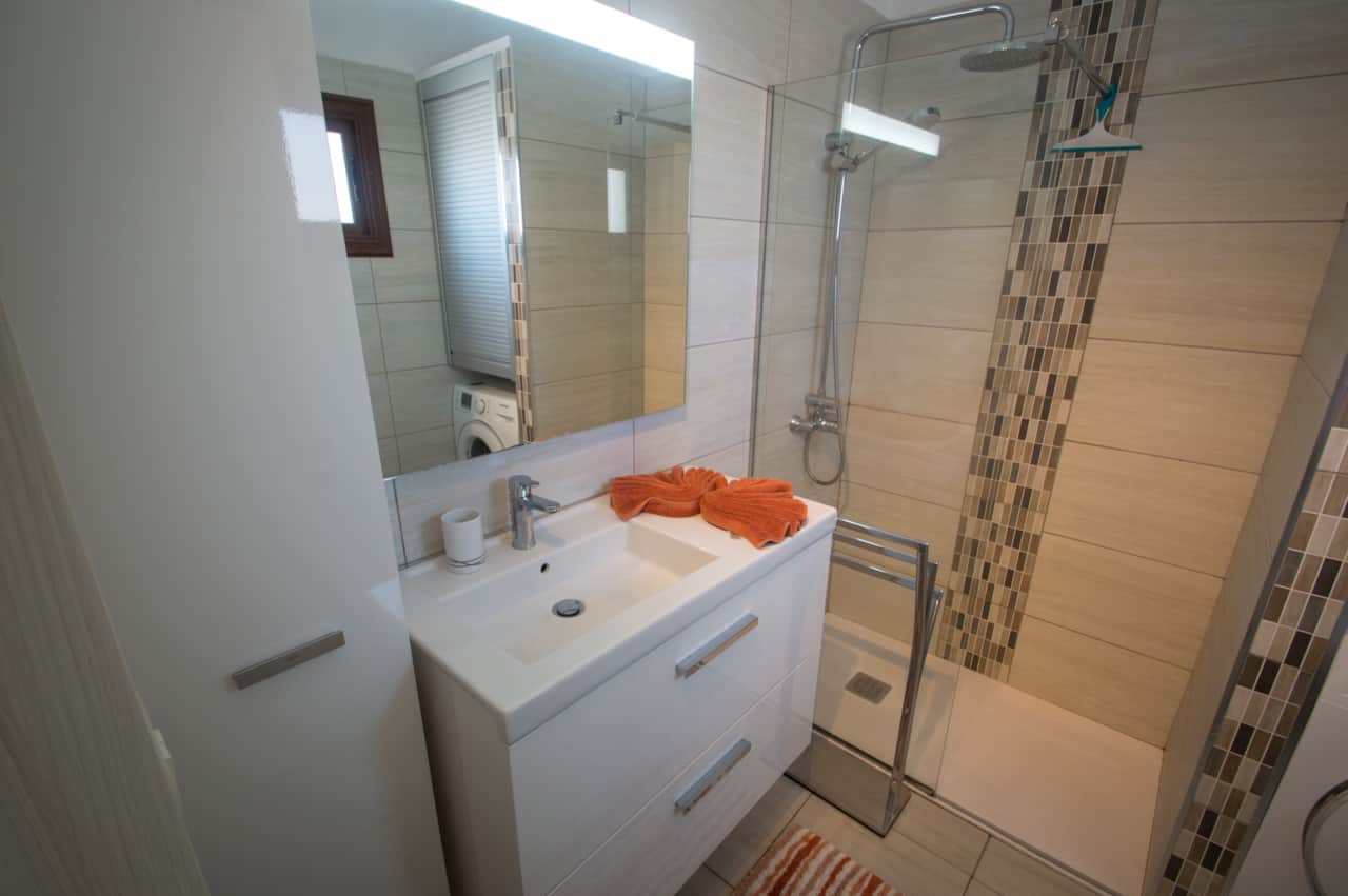 Bagno con cabina doccia