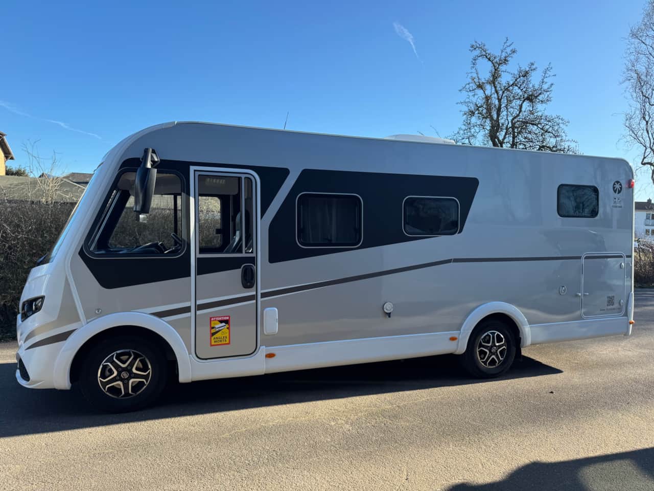 FJORDVAN - Sunlight i68 adventure Edition