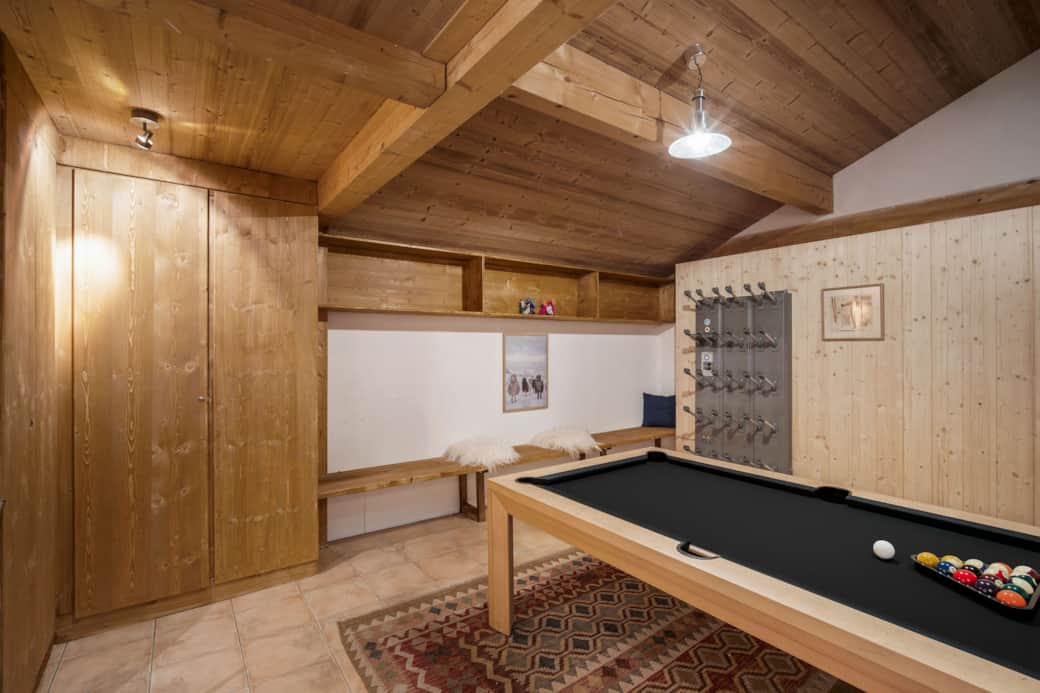 Ski room and play room