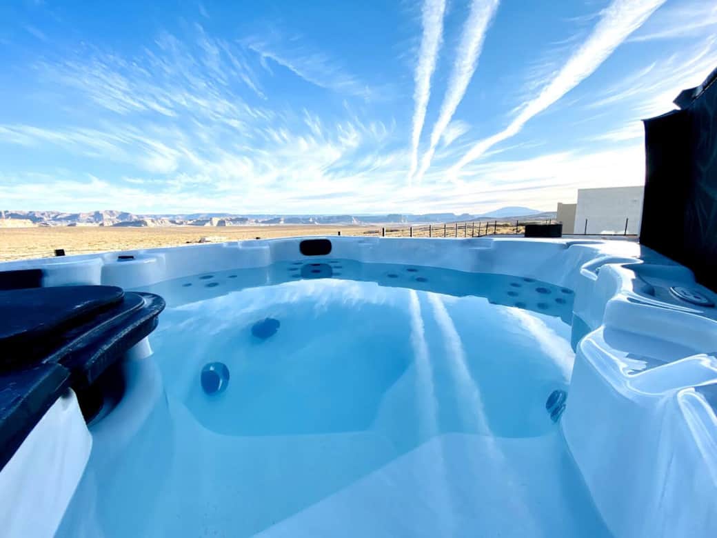 Lake Powell Surf Inn Hot Tub! Lake Powell Surf Inn Hot Tub!