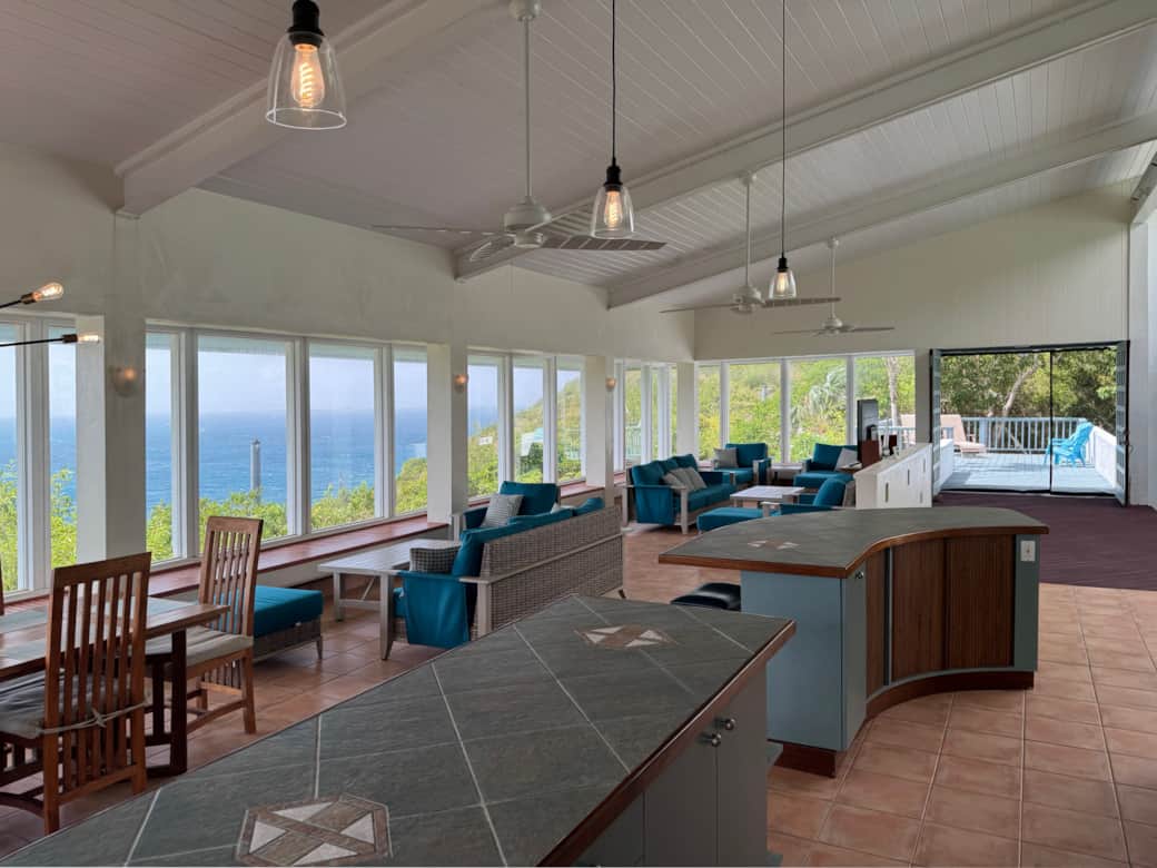 06 - Living Room - From Kitchen