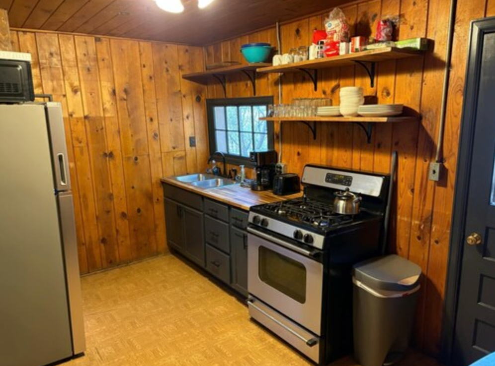 Cabin 3 Kitchen_WA