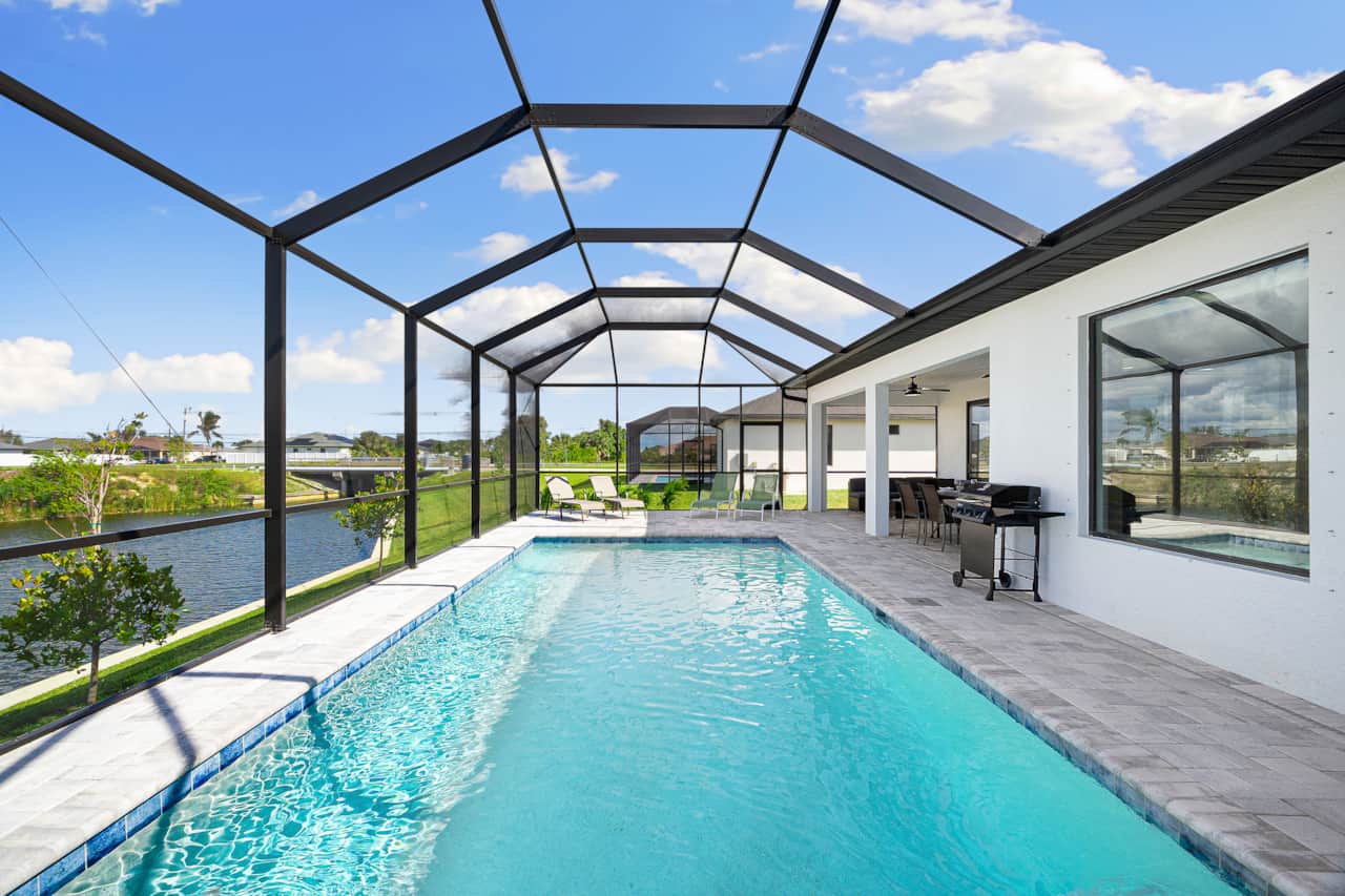 NEW SEASIDE VILLA